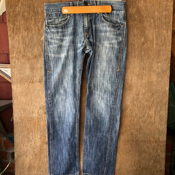 Mens Levis RED Skinny Straight Jeans Size 32x31 - Picture 1 of 10